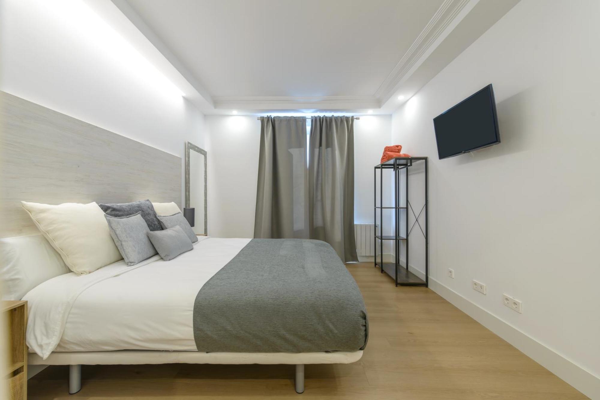 Apartamento Gran Via New 2br 1bth Elevator