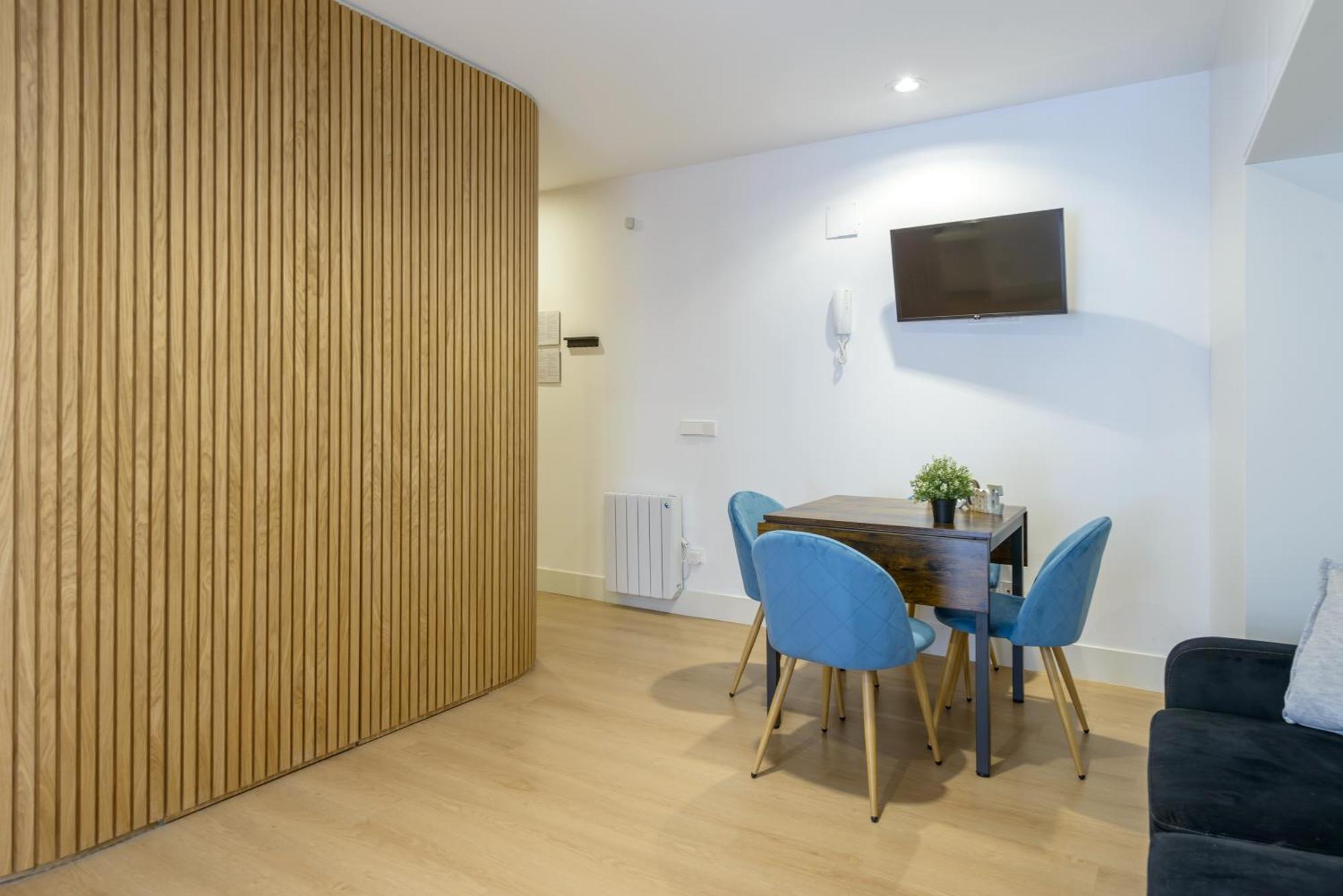 Gran Via New 2br 1bth Elevator Apartament *